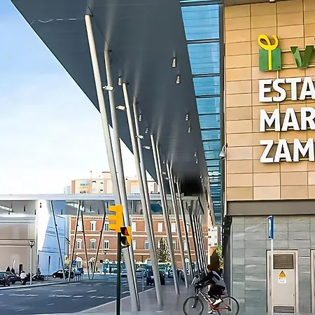Estudio Maria Zambrano - A Pasos De La Estacion Апартаменты Малага