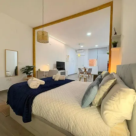 Estudio Maria Zambrano - A Pasos De La Estacion Apartamento